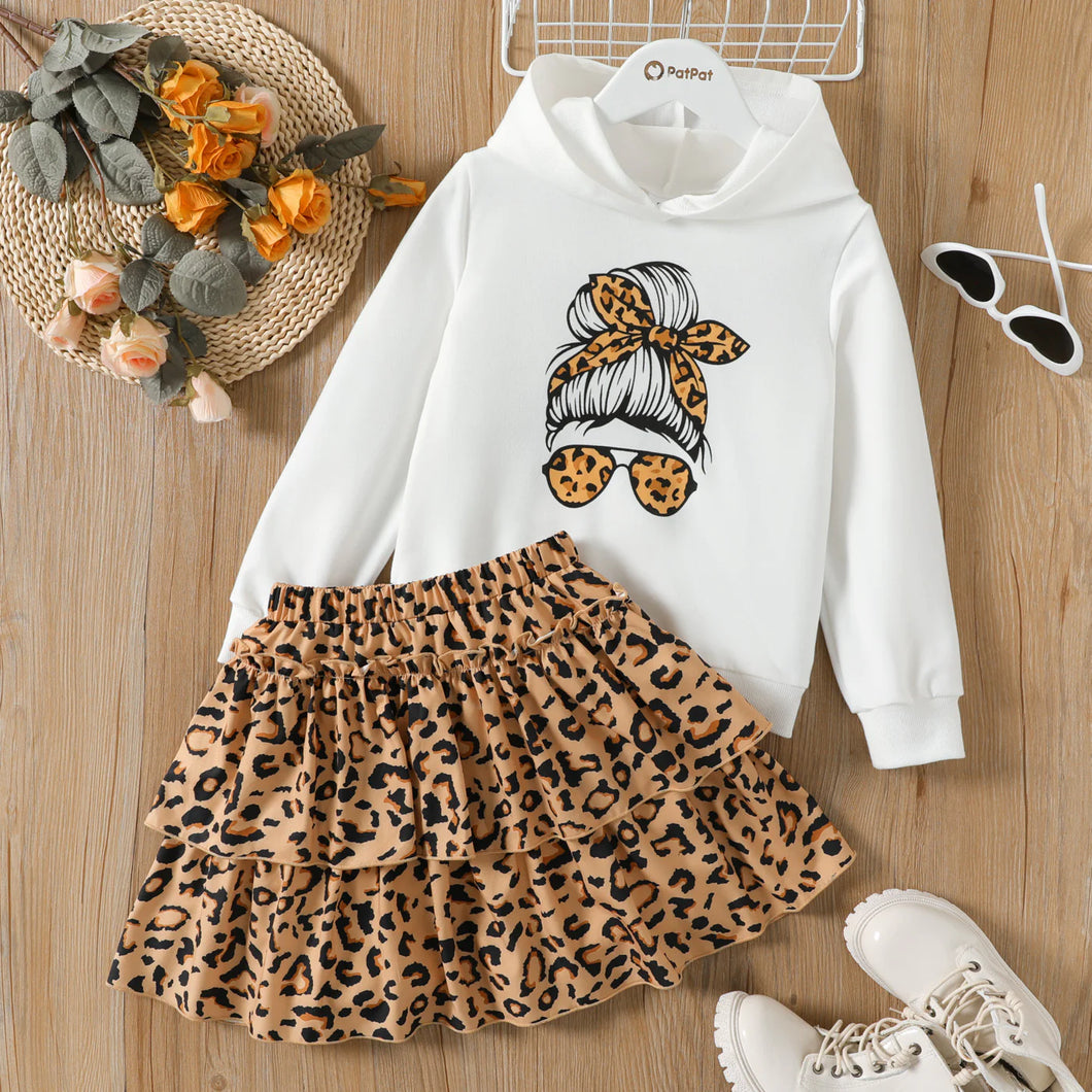 Girl with Leopard Skirt Outfit