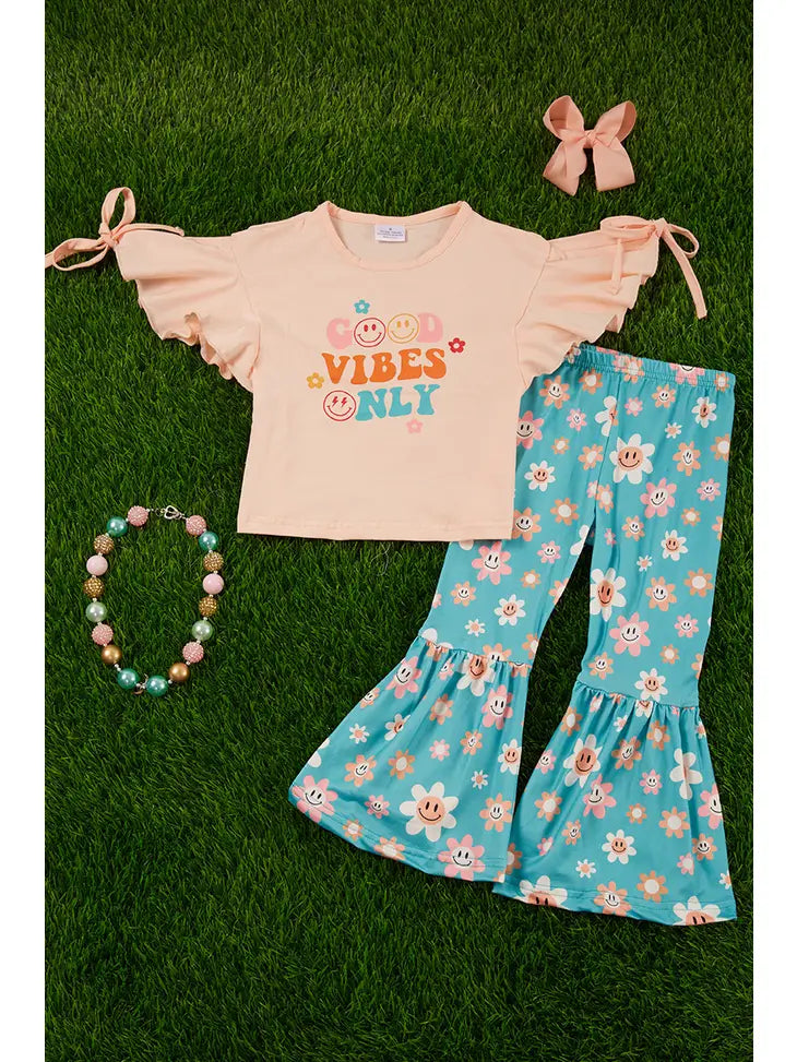 Good Vibes Only Outfit